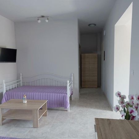 Psinthos Paulsia Apartments מראה חיצוני תמונה
